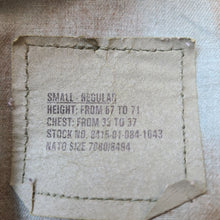 Load image into Gallery viewer, PEACE OF ART Camo Jacket