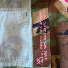 Load image into Gallery viewer, PEACE OF ART Camo Jacket