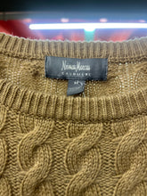 Load image into Gallery viewer, Neiman Marcus
