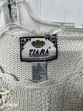 Load image into Gallery viewer, Vintage Tiara International Sweater
