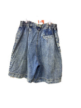 Load image into Gallery viewer, Pretty Bleu
